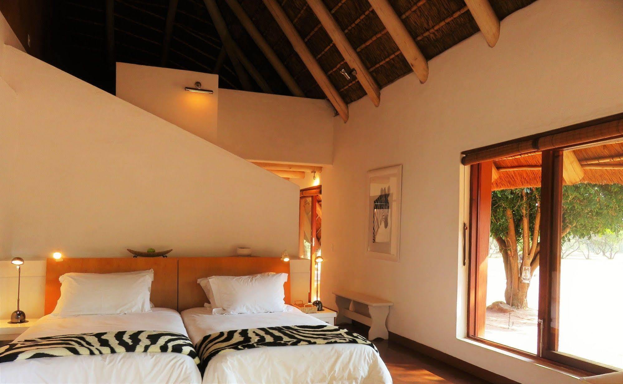 Zebras Crossing Private Game Lodge Modimolle Exterior photo